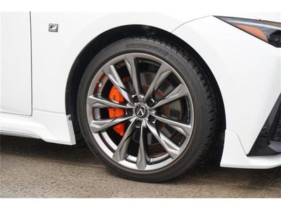 2022 Lexus IS photo 12