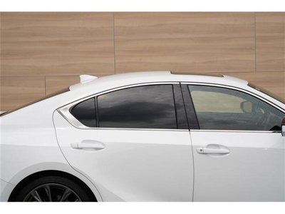 2022 Lexus IS thumbnail 45