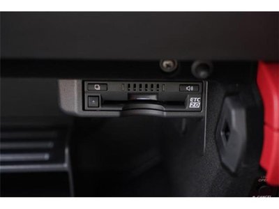 2022 Lexus IS thumbnail 41