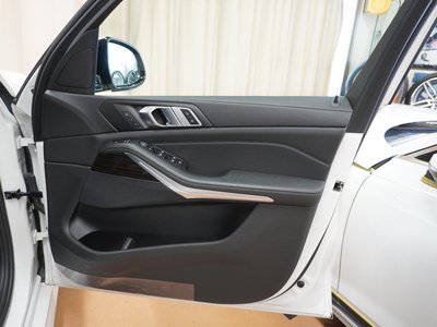 2020 BMW X5 thumbnail 25