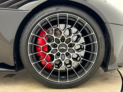 صورة 16 لـ 2024 Aston Martin DBS SUPERLEGGERA