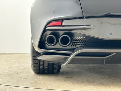 صورة 9 لـ 2024 Aston Martin DBS SUPERLEGGERA