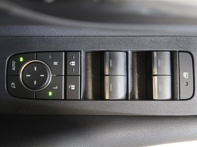 صورة مصغرة 29 لـ 2023 Toyota VELLFIRE