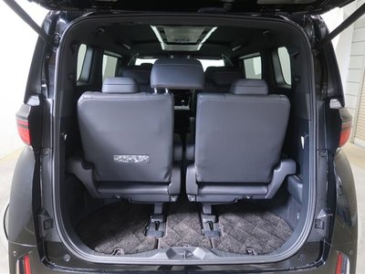 صورة مصغرة 30 لـ 2023 Toyota VELLFIRE