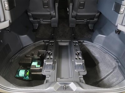 صورة مصغرة 32 لـ 2023 Toyota VELLFIRE