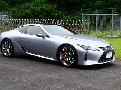 2022 Lexus LC — миниатюра 11