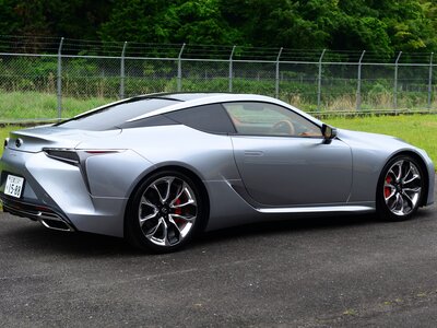 2022 Lexus LC — миниатюра 17
