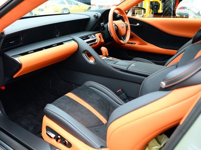 2022 Lexus LC — миниатюра 23