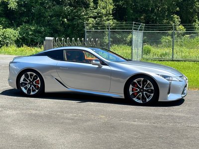 2022 Lexus LC — миниатюра 12