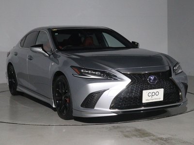 2022 Lexus ES photo 9