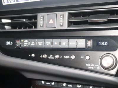 2022 Lexus ES thumbnail 43