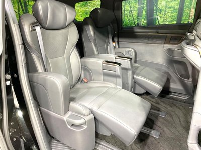 صورة 10 لـ 2024 Toyota ALPHARD