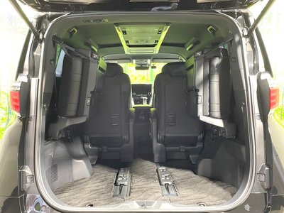 صورة 12 لـ 2024 Toyota ALPHARD