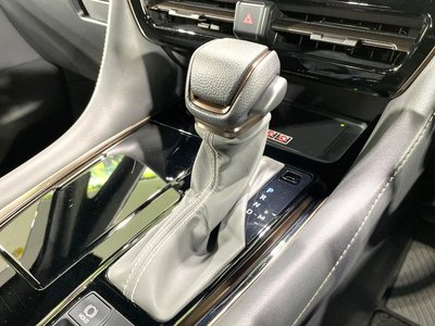 صورة 46 لـ 2024 Toyota ALPHARD