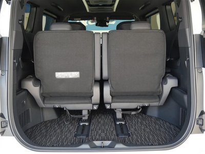 صورة 12 لـ 2023 Toyota ALPHARD