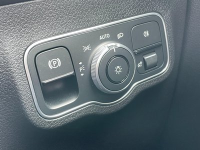 صورة 9 لـ 2025 Mercedes-BENZ EQB