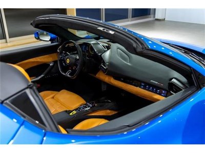 صورة مصغرة 43 لـ 2025 Ferrari 296 GTS