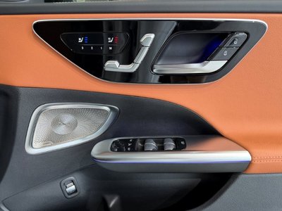 2026 Mercedes-BENZ C-CLASS AMG photo 15