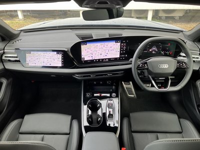 2025 AUDI A5 AVANT photo 9