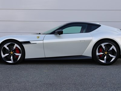 صورة 9 لـ 2025 Ferrari 12 CILINDRI