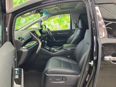 صورة 6 لـ 2022 Toyota ALPHARD