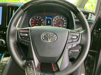 صورة 15 لـ 2022 Toyota ALPHARD