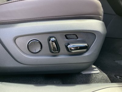 2025 Lexus RX photo 14