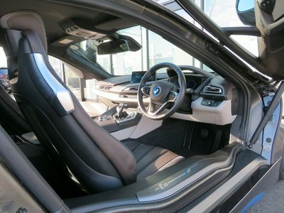 2020 BMW I8 缩略图 29