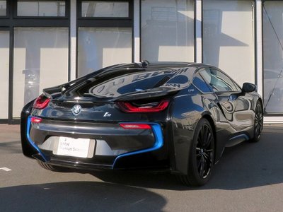2020 BMW I8 缩略图 2