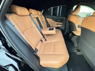 صورة 73 لـ 2026 Toyota CROWN SPORT