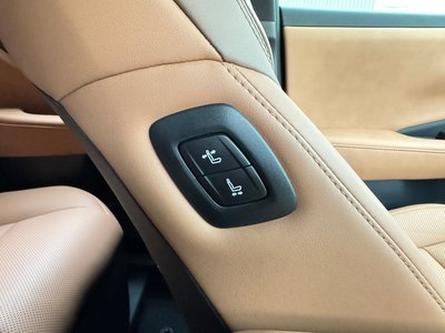 صورة 56 لـ 2026 Toyota CROWN SPORT
