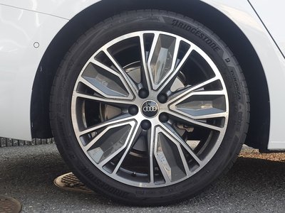 صورة مصغرة 40 لـ 2025 AUDI A5