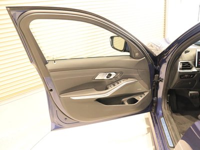 صورة 12 لـ 2023 BMW Alpina B3