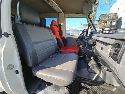 2006 Toyota LAND CRUISER 70 照片 9