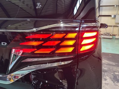 2023 Toyota ALPHARD thumbnail 41