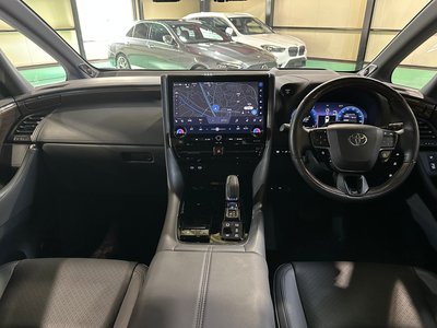 2023 Toyota ALPHARD photo 4