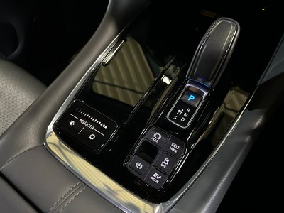2023 Toyota ALPHARD photo 14