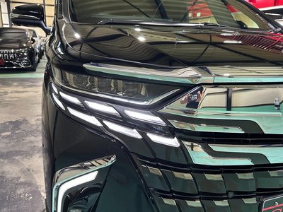 2023 Toyota ALPHARD thumbnail 32