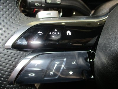 2026 Mercedes-BENZ GLA thumbnail 17