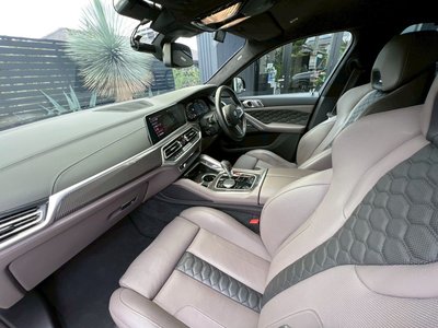 صورة 52 لـ 2021 BMW X6 M