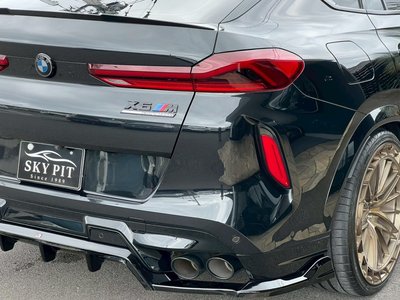 صورة 23 لـ 2021 BMW X6 M