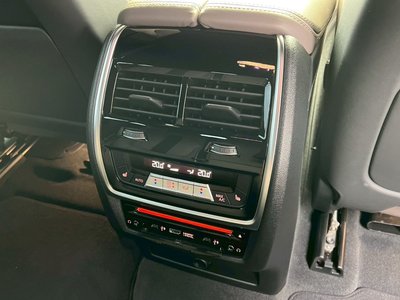 صورة 62 لـ 2021 BMW X6 M