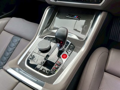 صورة 46 لـ 2021 BMW X6 M