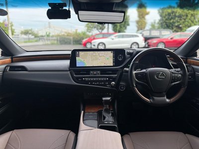 2022 Lexus ES thumbnail 55