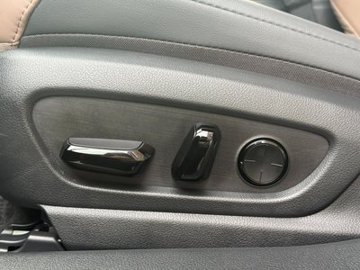 2022 Lexus ES thumbnail 44