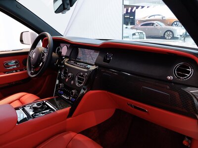 2023 ROLLS-ROYCE CULLINAN — миниатюра 26