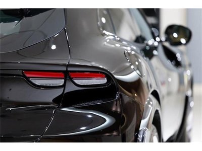 2024 Ferrari PUROSANGUE 照片 25