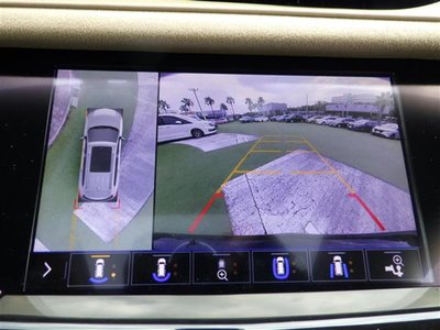 صورة 3 لـ 2020 Cadillac XT6