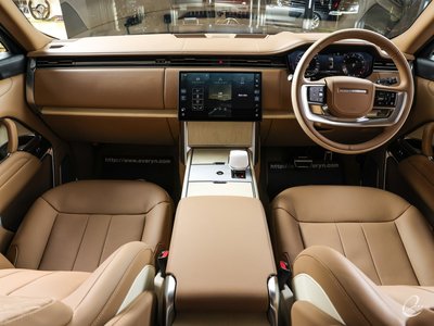 2024 LAND Rover RANGE ROVER photo 3