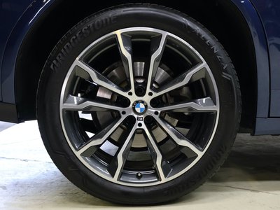 2024 BMW X4 photo 3